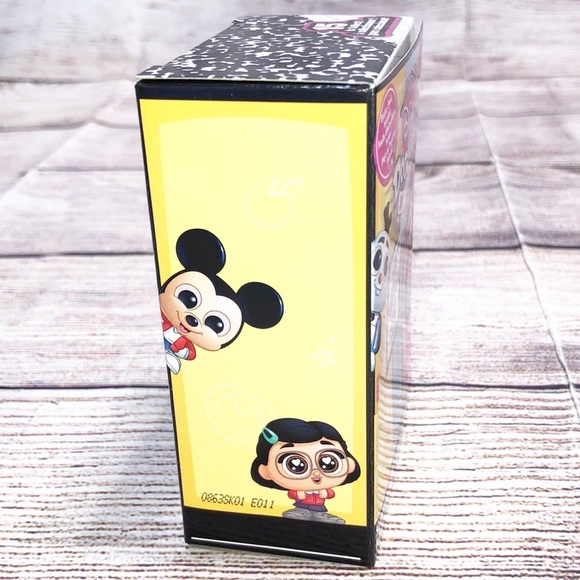 Disney Doorables Academy Locker Set - Ultra Rare - Mei Turning Red - Picture 2 of 12